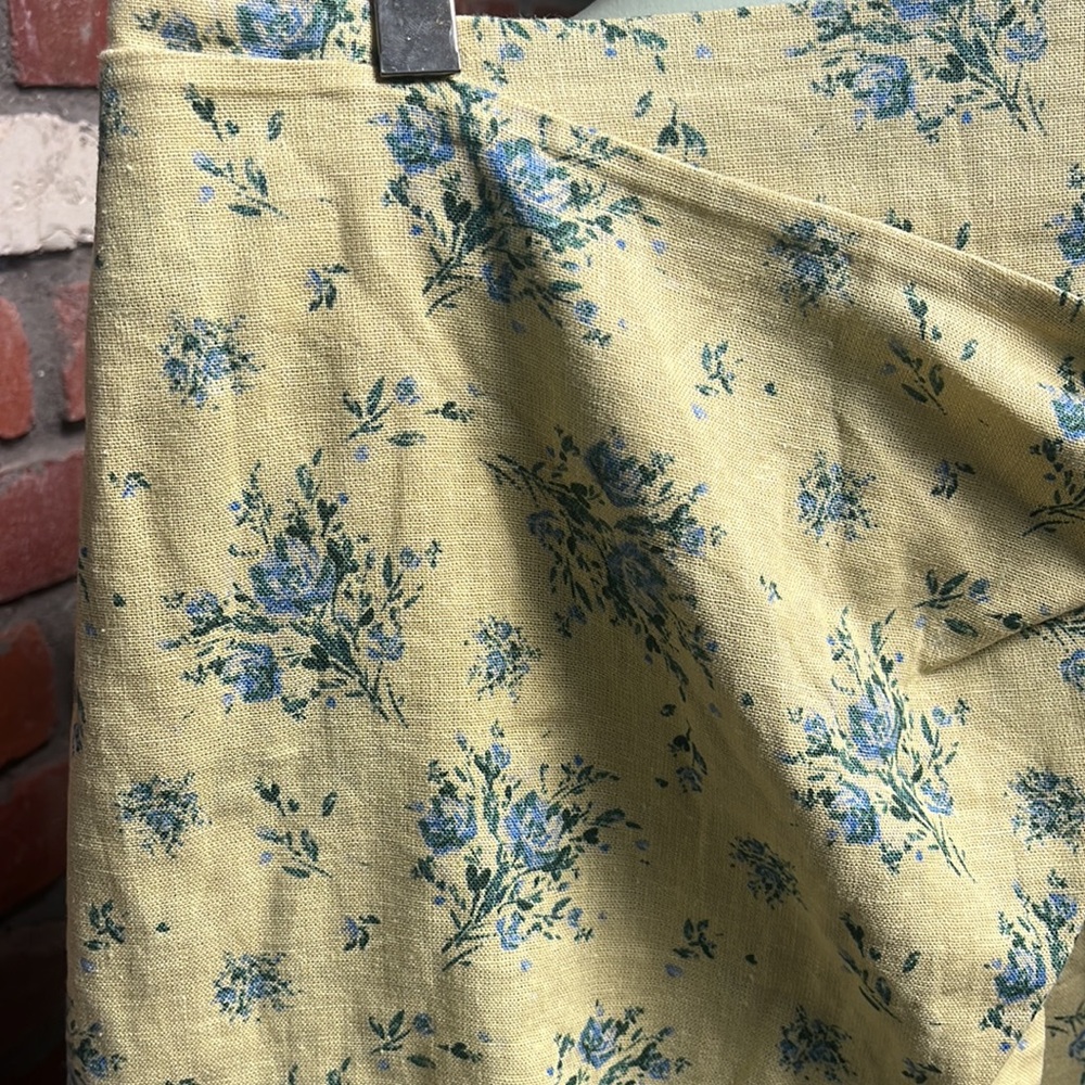Maison D’Amelie Floral Linen Blend Wrap Skirt size Medium - Picture 2 of 7